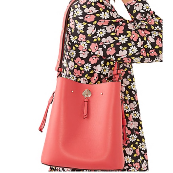 Kate Spade Marti Large bucket bag in watermelon - Picture 3 of 15
